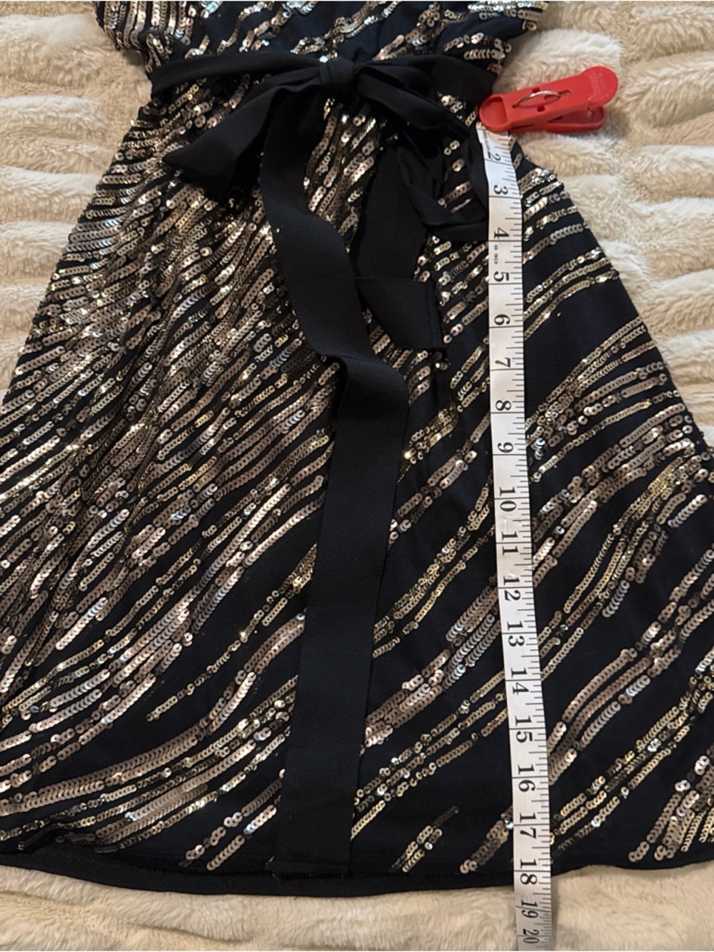 Express Black Gold & Sliver Sequin Midi Dress Deep V Open Back Belt Size Small - Picture 11 of 11